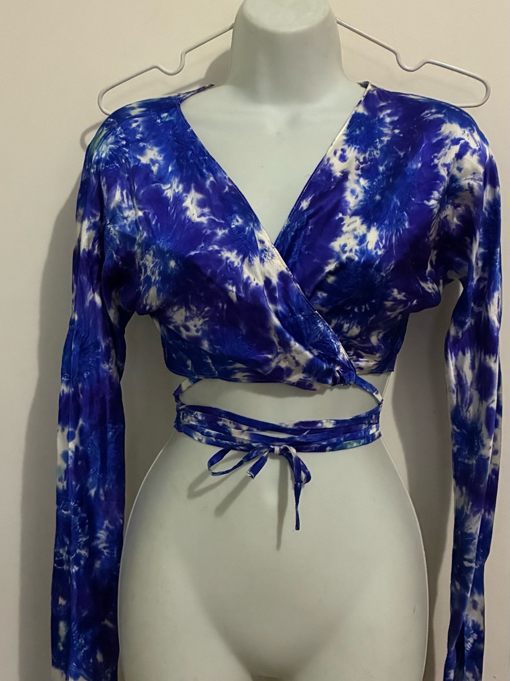 Blue Tie-Dye Wrap Crop Top with Waist Tie Sz. Small
